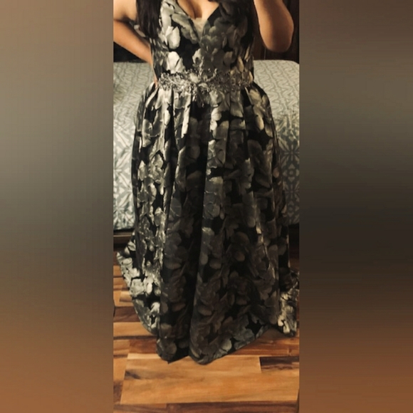 Dresses & Skirts - Floral Formal Dress with Silver Sequins